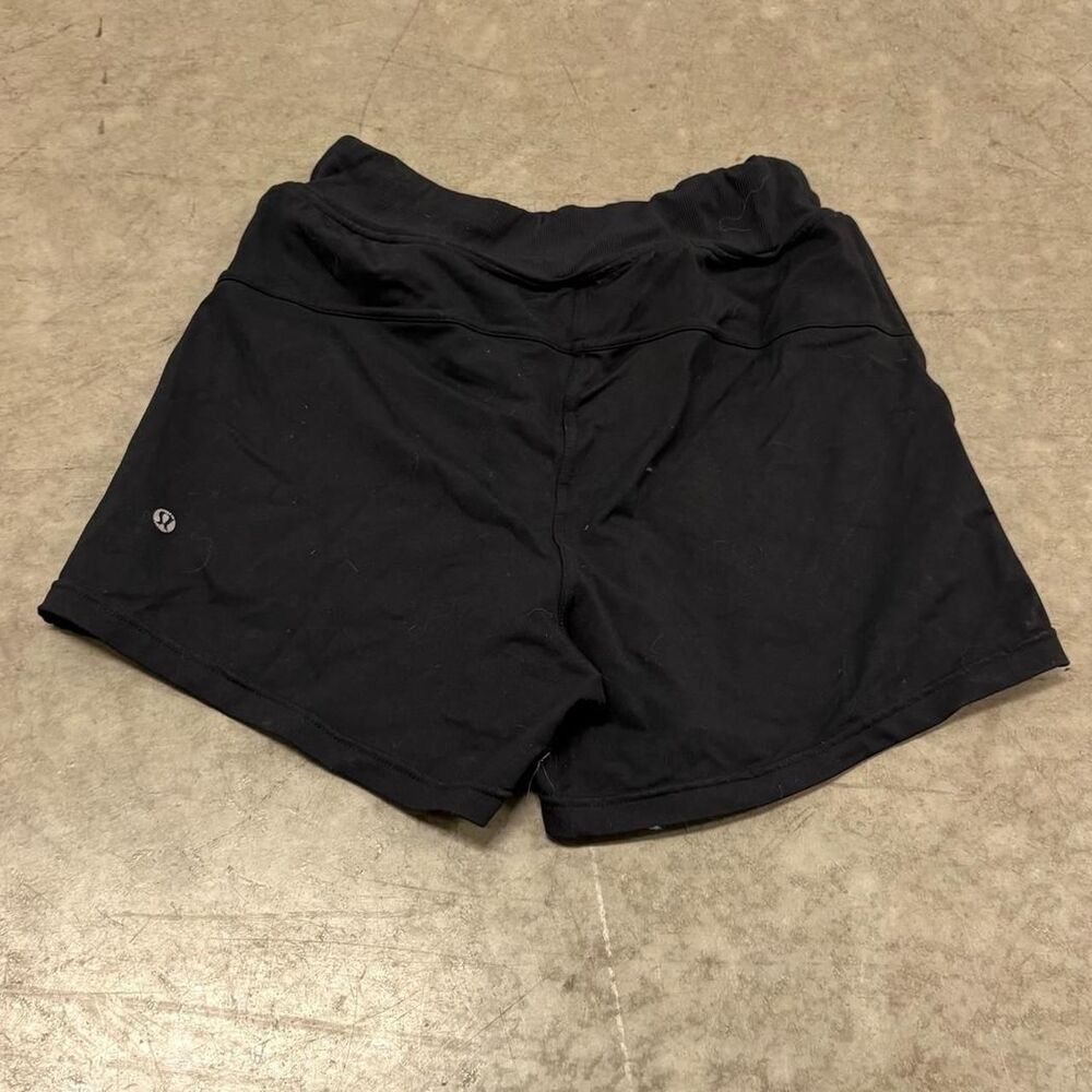 Lululemon Women's Black Shorts